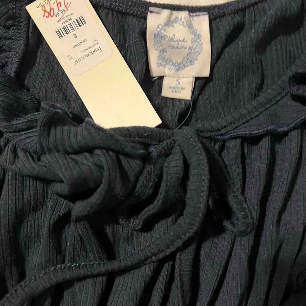 Black dress with ruffled details from Francesca’s brand blue raine. - Picture 2 of 2